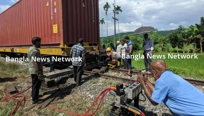 মীরসরাইয়ে মালবাহী ট্রেনের বগি লাইনচ্যুত, চট্টগ্রামমুখী ট্রেন চলাচল বন্ধ