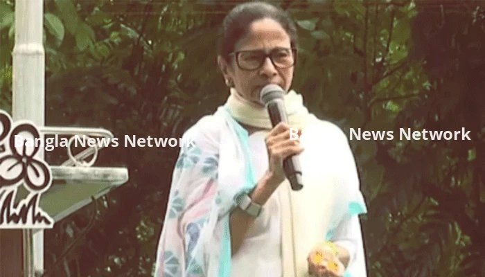 মমতার বিরুদ্ধে এফআইআর দায়ের কলকাতা পুলিশের