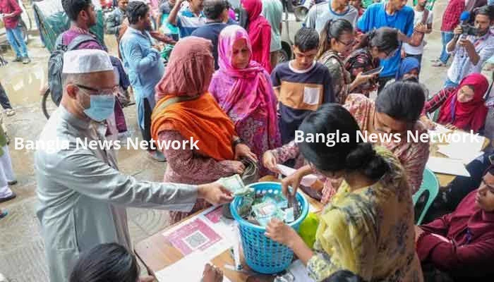 বন্যার্তদের জন্য টিএসসিতে ছয় দিনে ৫ কোটি ৭৩ লাখ টাকার বেশি অনুদান