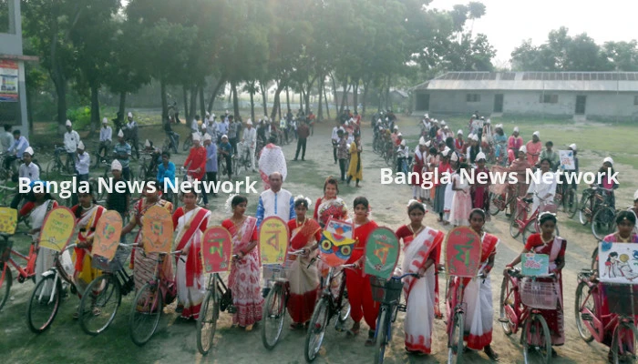 বর্ষবরণে ১৭ কিলোমিটার এলাকা জুড়ে নড়াইলে শোভাযাত্রা