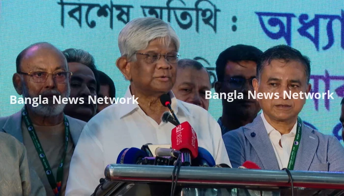 কেবল পড়াশোনা নয়, শিক্ষার্থীদের সততা চর্চারও আহ্বান অর্থ উপদেষ্টার