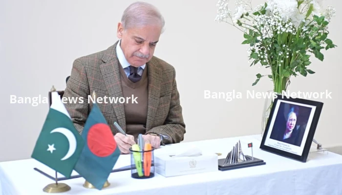 বাংলাদেশ হাইকমিশনে গিয়ে খালেদা জিয়ার জন্য শোক ও দোয়া পাকিস্তানের প্রধানমন্ত্রীর