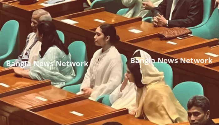 সংসদের দর্শক সারিতে ড. ইউনূস-জুবাইদা রহমান-জাইমা রহমান-তিন বাহিনীর প্রধানরা