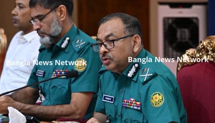 আসন্ন নির্বাচনে পুলিশকে শতভাগ নিরপেক্ষ থাকতে হবে: ডিএমপি কমিশনার