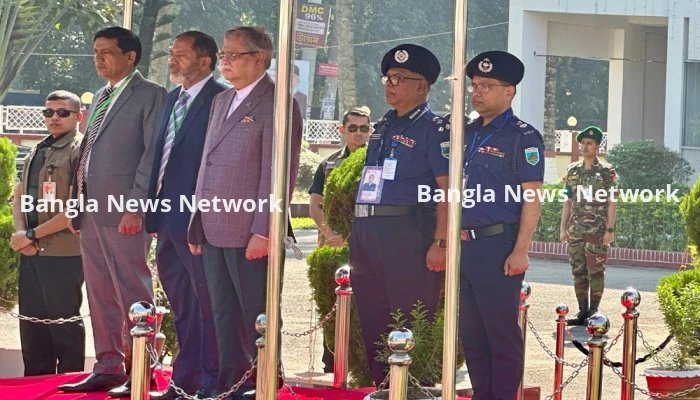 দুই দিনের সফরে পাবনা পৌঁছেছেন রাষ্ট্রপতি সাহাবুদ্দিন