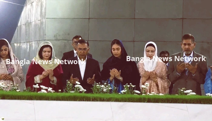 বাবা-মায়ের কবর জিয়ারত করলেন প্রধানমন্ত্রী তারেক রহমান