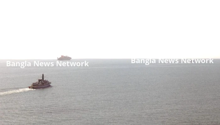 ব্রিটিশ জলসীমার কাছে রাশিয়ার গুপ্তচর জাহাজ, নজরদারির অভিযোগ