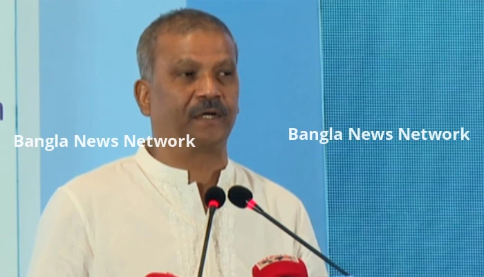 অনিয়ম, দুর্নীতি ও মানবাধিকার লঙ্ঘন থেকে ‘সেইফ এক্সিট’ দরকার: আসিফ নজরুল