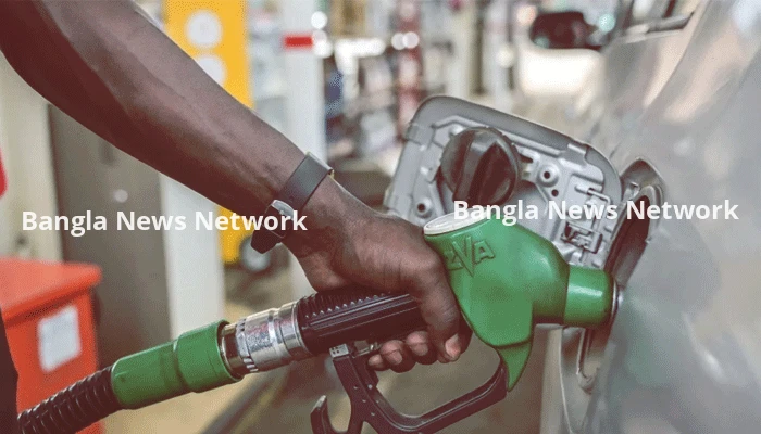 ৮ মার্চ থেকে নতুন পদ্ধতিতে তেল বিক্রি