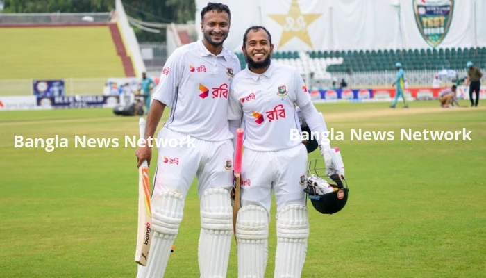 মুশফিকের শততম টেস্ট নিয়ে সাকিবের বার্তা