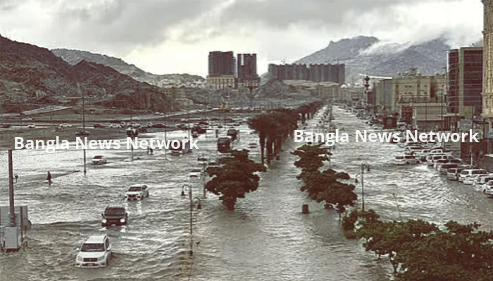 সৌদির ৪ অঞ্চলে রেড অ্যালার্ট জারি