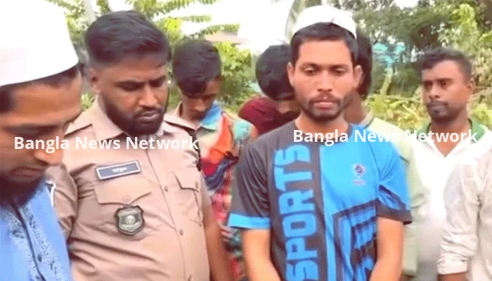 দেড় ঘণ্টা প্যারোলে মুক্তি পেয়ে মায়ের জানাজায় শ্রমিক লীগ নেতা
