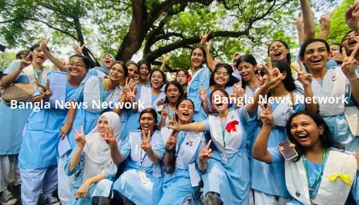 এসএসসি পরীক্ষার পাসের গড় ৮৩.৭৭ শতাংশ