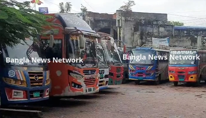চারটি সংসদীয় আসন বহালের দাবিতে বাগেরহাটে হরতাল-অবরোধ চলছে
