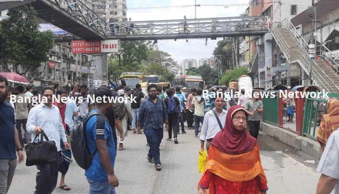 আজও সায়েন্সল্যাবে অবরোধ শিক্ষার্থীদের