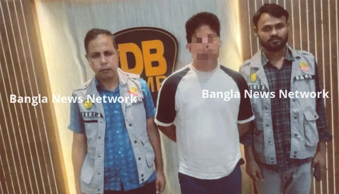 মিয়ানমারের নাগরিক পরিচয়ে পালাচ্ছিলেন সন্ত্রাসী বড় সাজ্জাদের সহযোগী, বিমানবন্দরে আটক