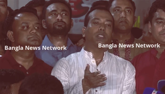 ‘গুপ্ত রাজনীতি’ থেকে বেরিয়ে শিবিরকে প্রকাশ্যে রাজনীতি করার আহবান ছাত্রদল সভাপতির