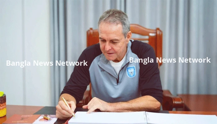 বাফুফের সঙ্গে কোচের পরিকল্পনা মিলছে না