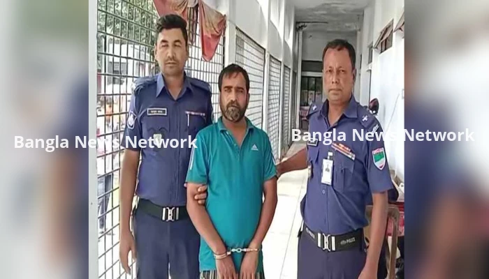 ভয় দেখিয়ে চাঁদা দাবি, কথিত সংবাদকর্মীকে গণপিটুনি দিল জনতা