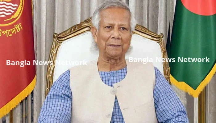 ঢাকেশ্বরী মন্দির পরিদর্শনে পৌঁছেছেন ড. ইউনূস