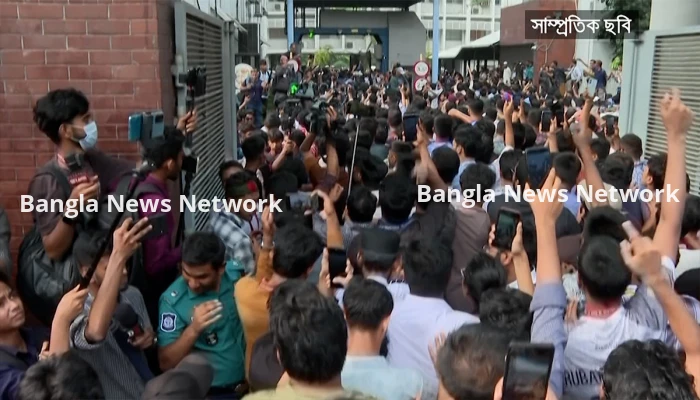 আন্দোলনের কেন্দ্র সচিবালয় হওয়ার দায় সরকারের, সুযোগ পাচ্ছে আ. লীগ— বিশ্লেষক মত