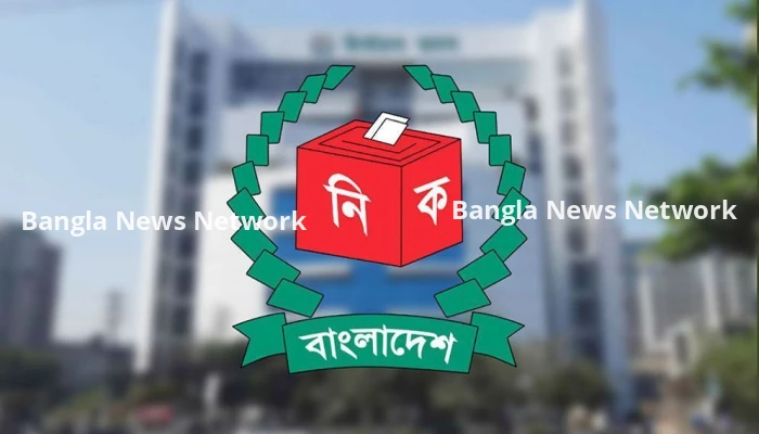 তিন বাহিনীর প্রধানের সঙ্গে সিইসির বৈঠক চলছে