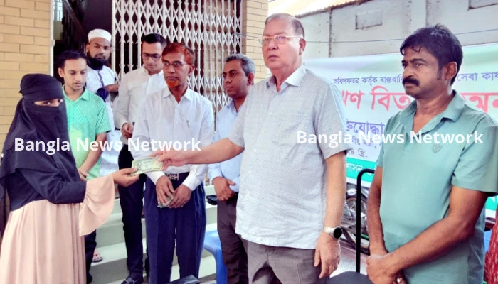 শ্রীমঙ্গলে ক্ষুদ্র ঋনের চেক বিতরন করলেন কৃষিমন্ত্রী