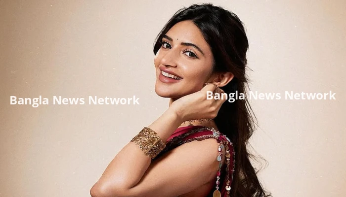 ২৪ বছর বয়সে অবিবাহিত অভিনেত্রী দত্তক নিয়েছেন তিন সন্তান