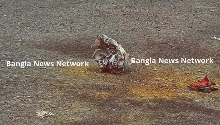 এবার সচিবালয়ের পাশে ককটেল বিস্ফোরণ