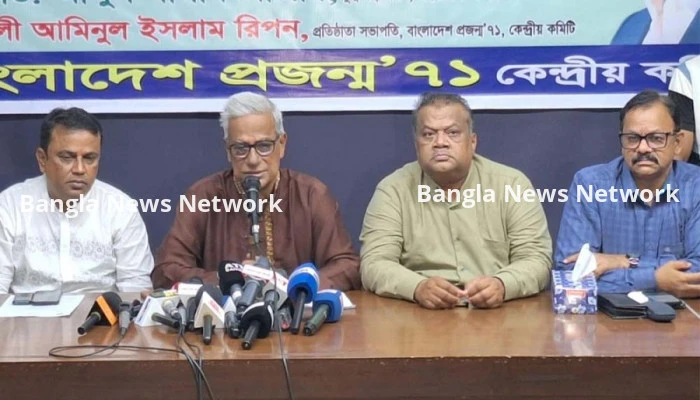 সরকারকে যারা নিরাশ করতে চায়, তাদের বের করে দেন: ফারুক