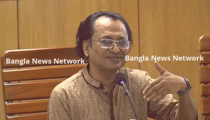 ভারতের সঙ্গে সম্পর্ক হবে নতুন বাস্তবতায়, ১৭ বছরের ধারায় নয়: তথ্য উপদেষ্টা