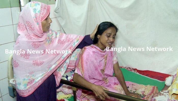 ‘পঙ্গু জীবনটা নিয়ে আমাকে কে টানবে’