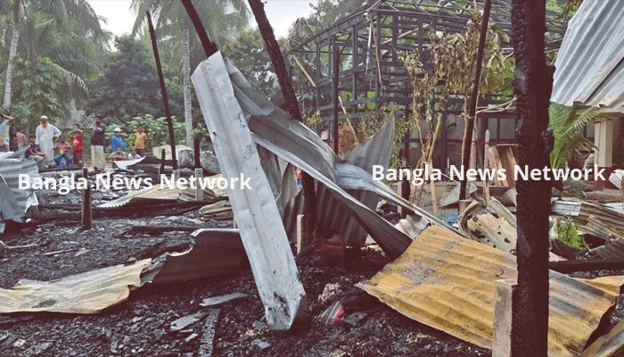 কোটালীপাড়ায় অগ্নিকান্ডে মহিলা মাদ্রাসা পুড়ে ছাই