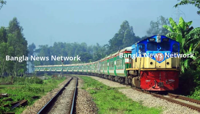 পূজার ছুটিতে পূর্বাঞ্চলে চলবে ৪ জোড়া বিশেষ ট্রেন