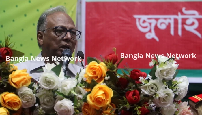 তরুণদের বাধ্যতামূলক সামরিক শিক্ষার ব্যবস্থা করতে হবে: মাহমুদুর রহমান